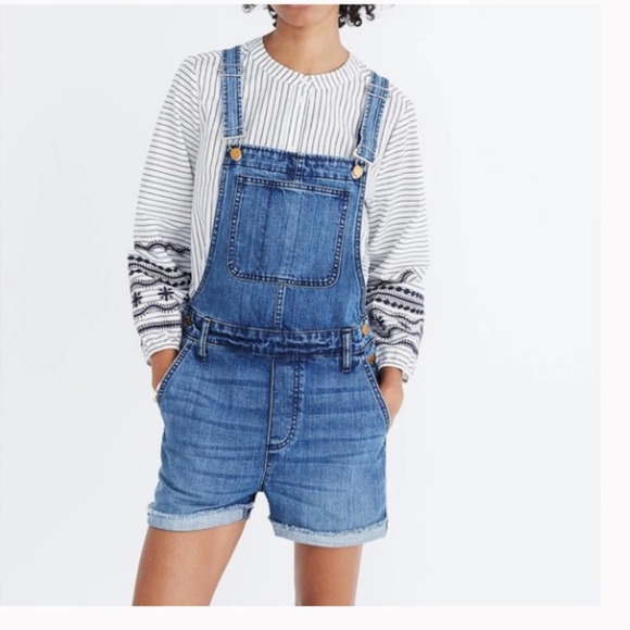 Madewell Pants - Madewell Adirondack Short Overalls in Dawkins Wash Medium
